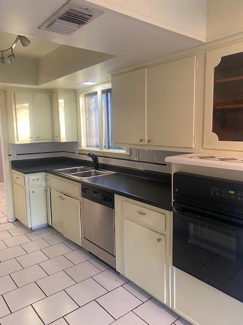 Building Photo - 8908 Viking Dr