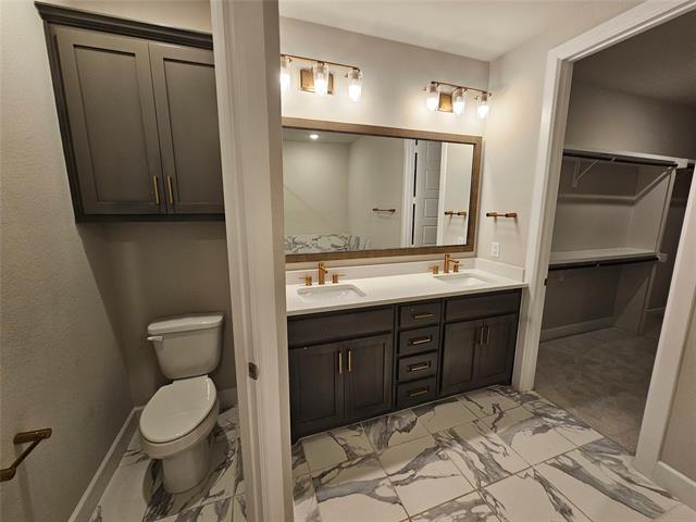 Building Photo - 8045 Emerald Rock Dr