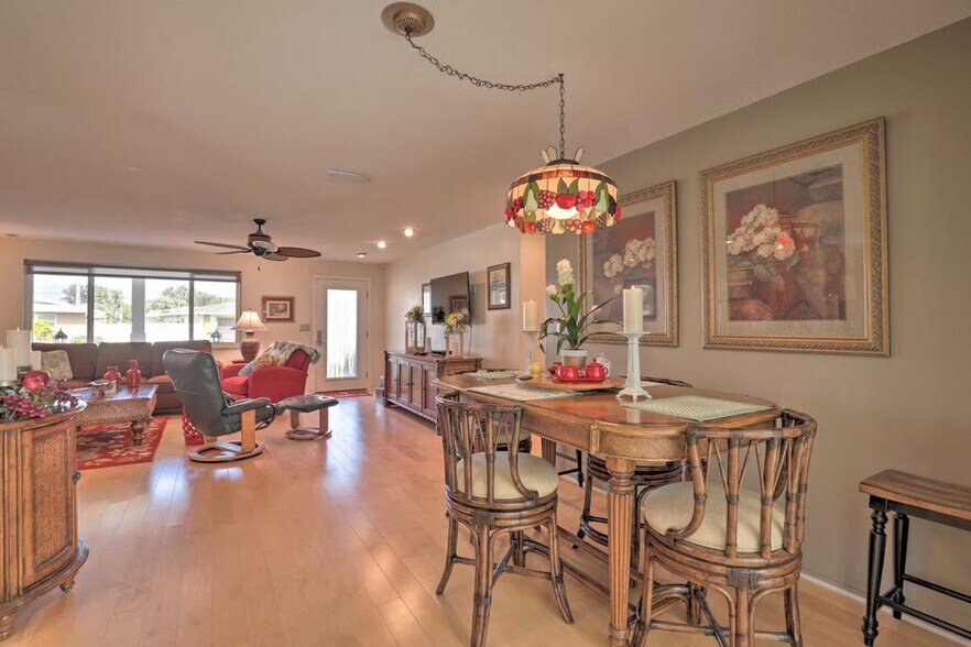 Building Photo - 40 Longfellow Cir