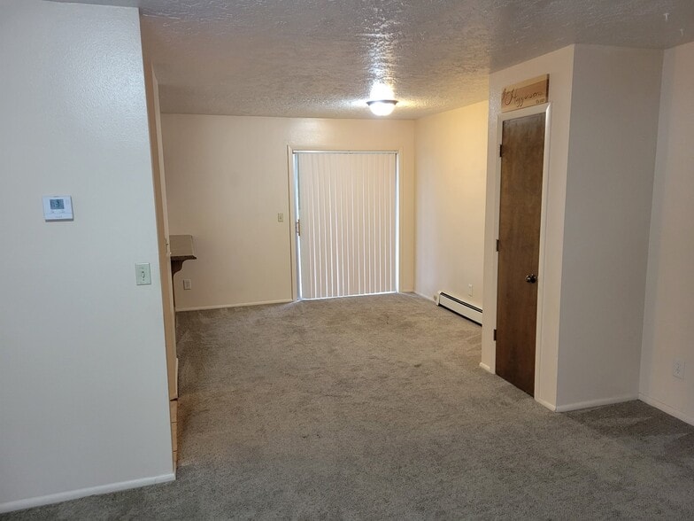 Building Photo - 426 W 200 S