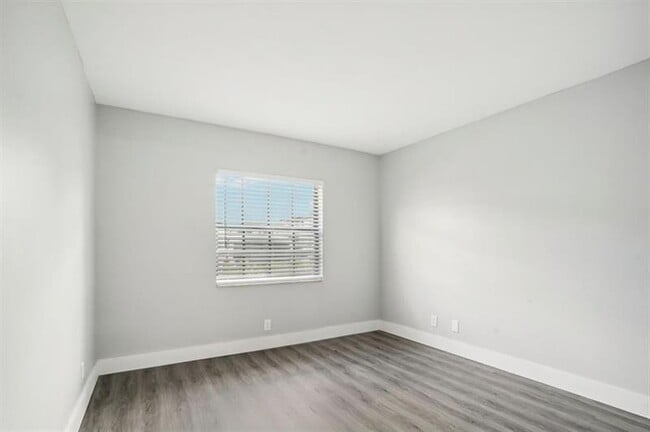 Building Photo - 3210 NW 84th Ave
