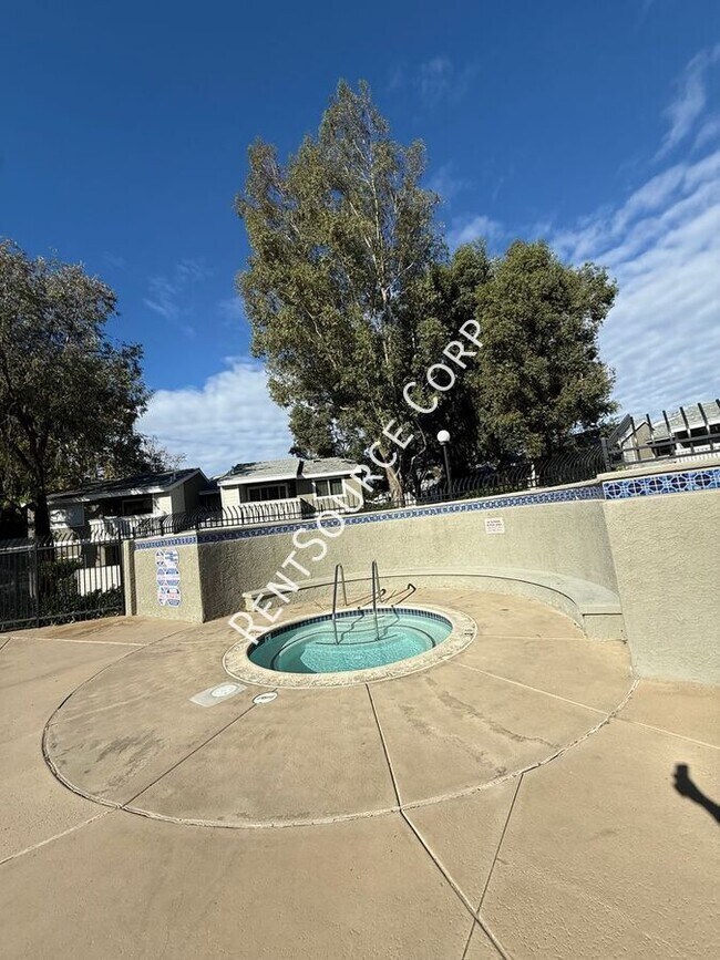 Building Photo - 27616 Susan Beth Way