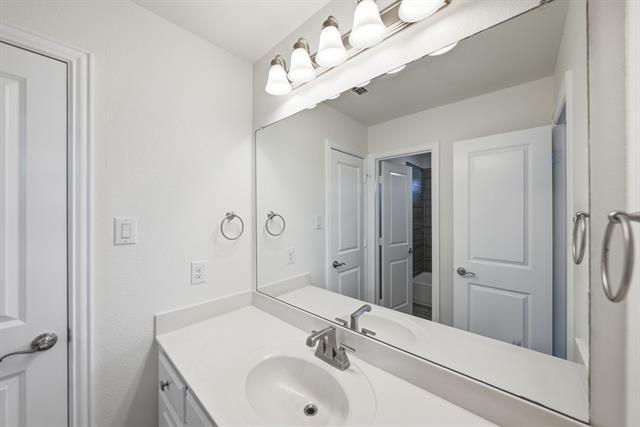 Building Photo - 1824 Silvery Canoe Wy