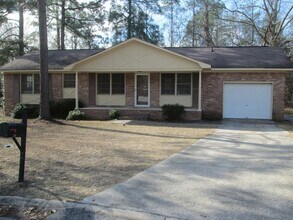 Building Photo - 3 Bedroom 2 bath house in Lexington