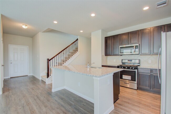 Building Photo - 24718 Signorelli Way
