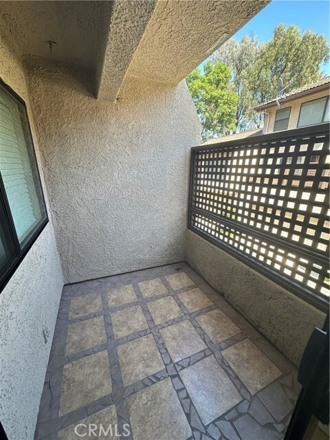 Building Photo - 16 Goldstar Pl