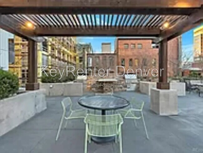 Building Photo - 1625 Larimer St