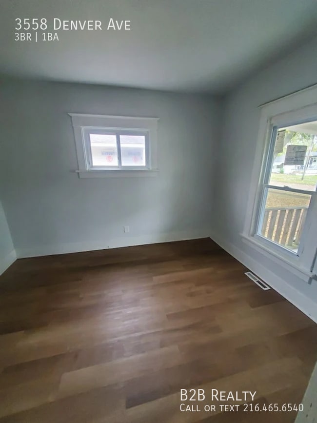 Building Photo - 3558 Denver Ave