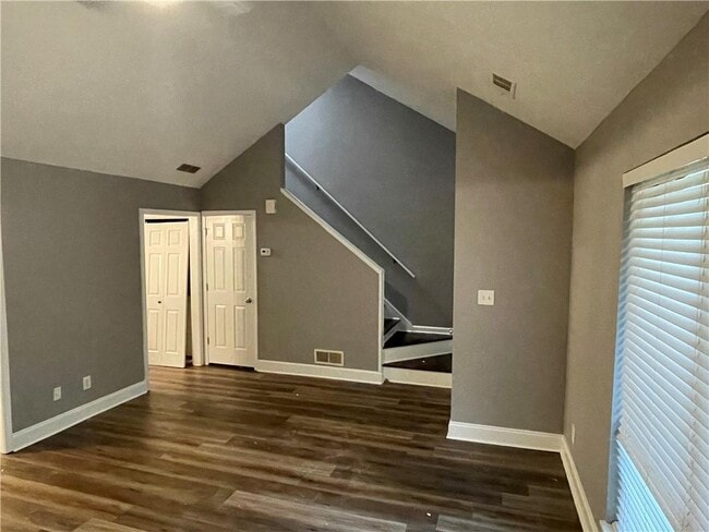 Building Photo - 2275 Newport Landing