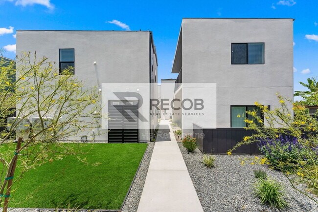 Building Photo - 5252 Adams Ave