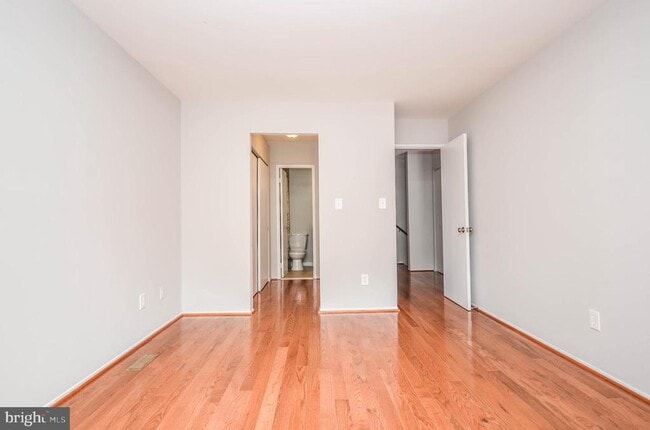 Building Photo - 9316 Jarrett Ct