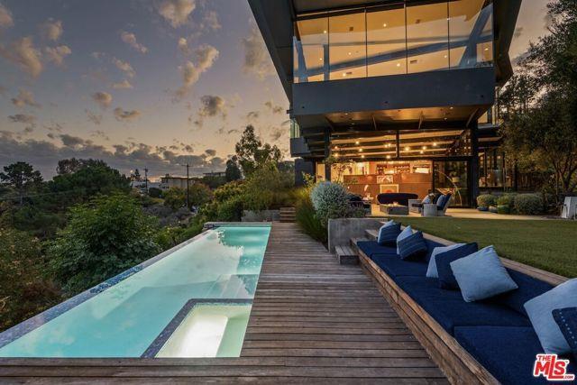 Building Photo - 1406 1/2 North Kenter Avenue, Los Angeles,...