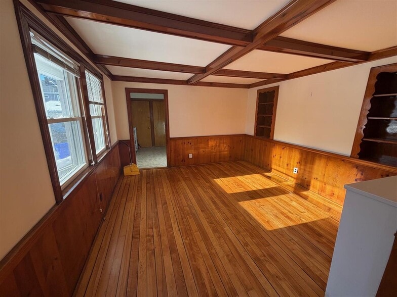 Building Photo - 23 Ashland St