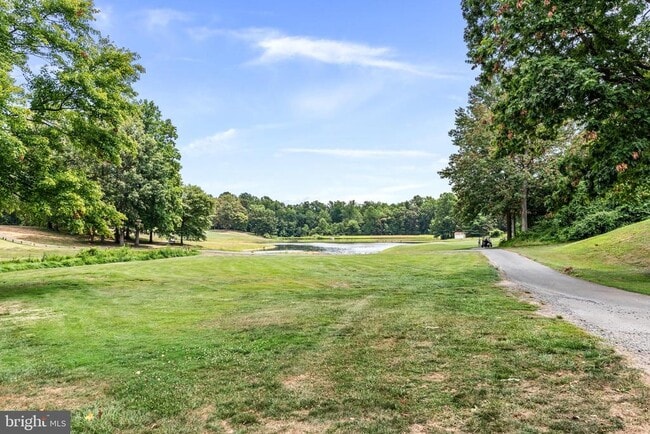 Building Photo - 12103 Greenway Ct