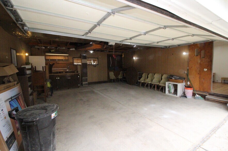 Building Photo - 24301 Colgate St