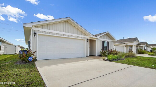 Building Photo - 6644 Slabinski Ln