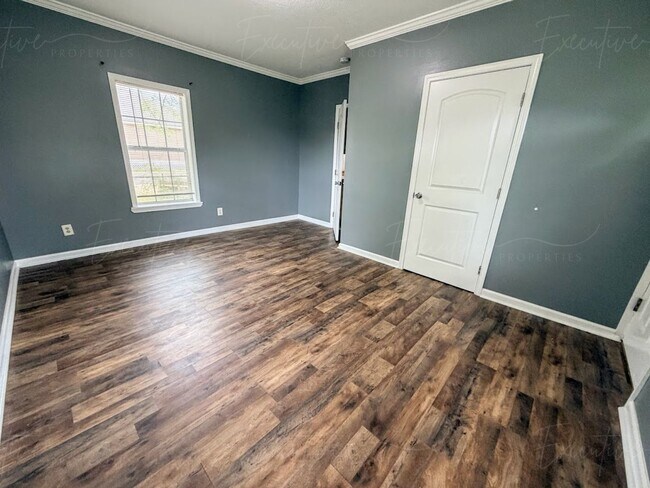 Building Photo - Move-In Ready in Sulphur | Updated 2BR Home w/ Covered Front Porch + Granite Countertops