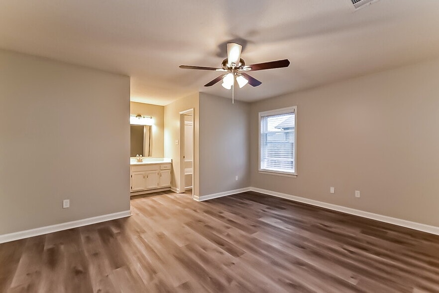 Building Photo - 4041 Keynon Dr