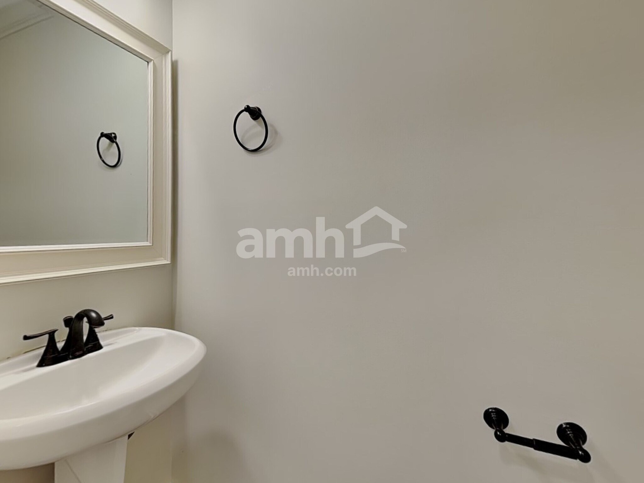 Building Photo - 6677 Springfield Village Ln