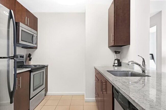 Building Photo - 479 Washington Blvd