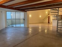Building Photo - Mariposa Street 1020