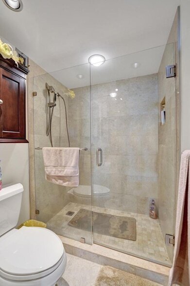 Building Photo - 2000 S Ocean Blvd