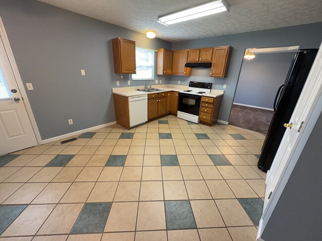 Building Photo - 6498 Midnight Sun Dr