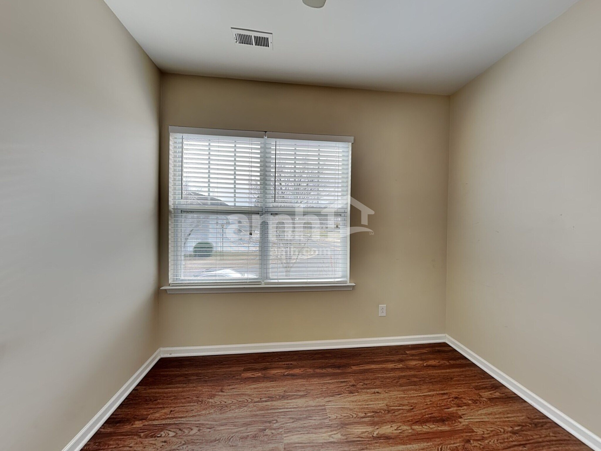 Building Photo - 13644 Swinton Rd