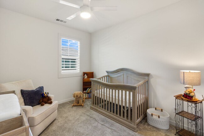 Building Photo - 122 Red Brick Dr