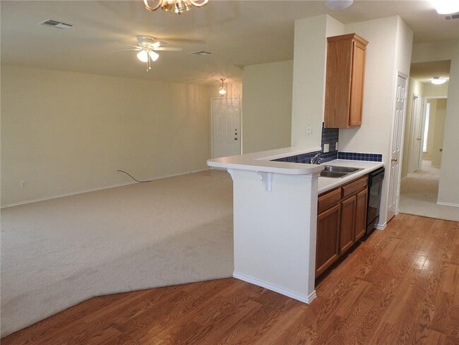 Building Photo - 1108 Brashear Ln