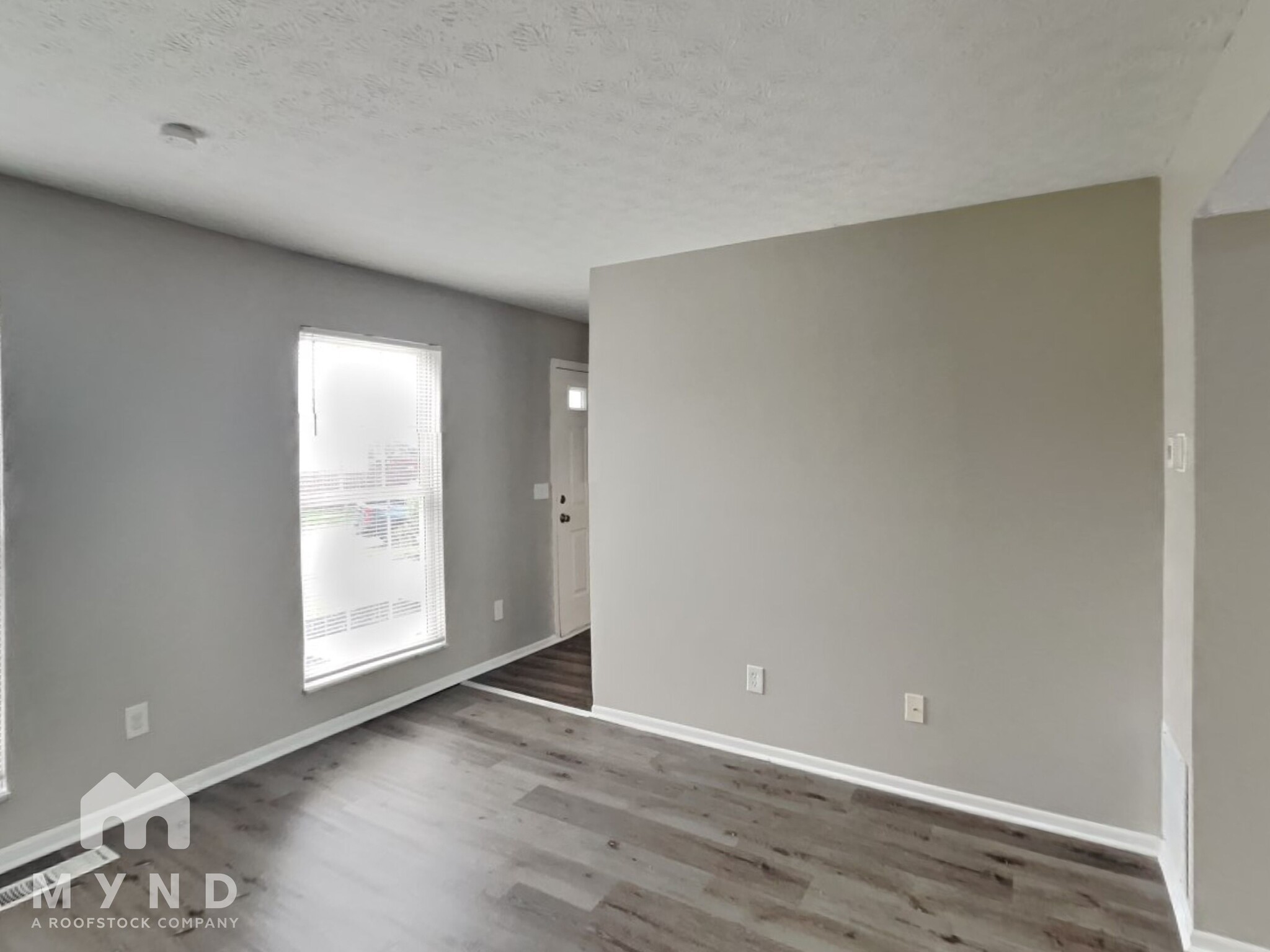 Building Photo - 3949 Dunne Dr