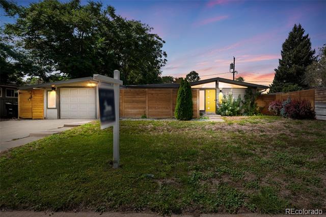 Primary Photo - 2465 S Newton St