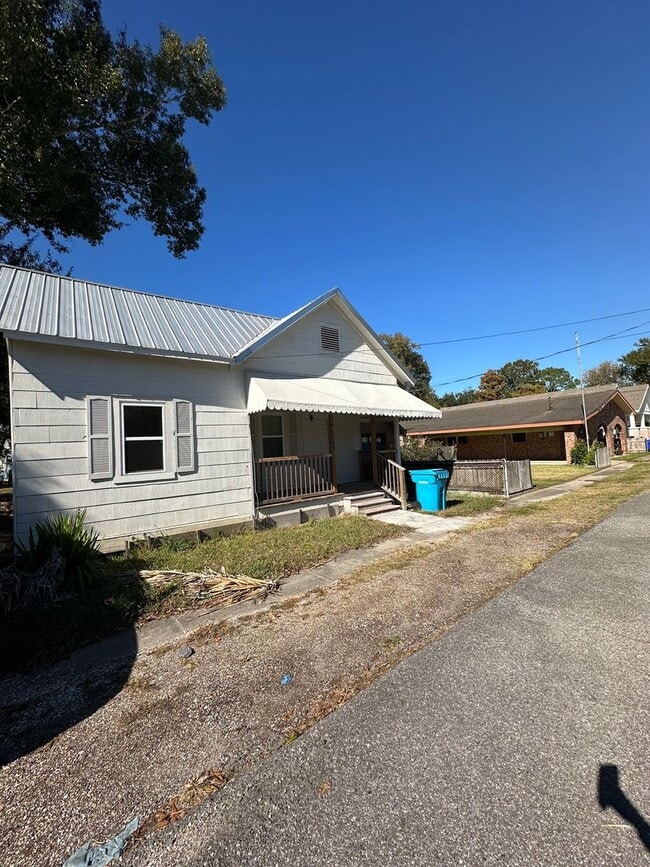 Building Photo - Charming 2BD 1 bath in Thibodaux LA