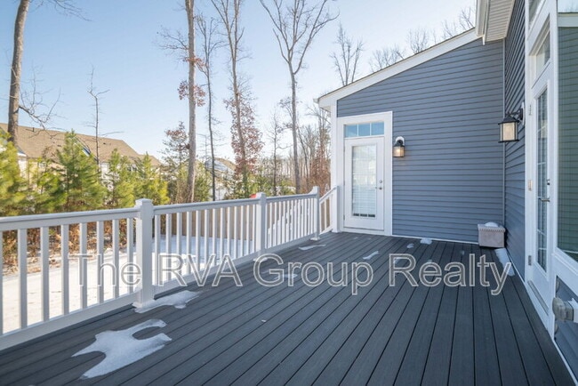 Building Photo - 5025 Rivermere Ln