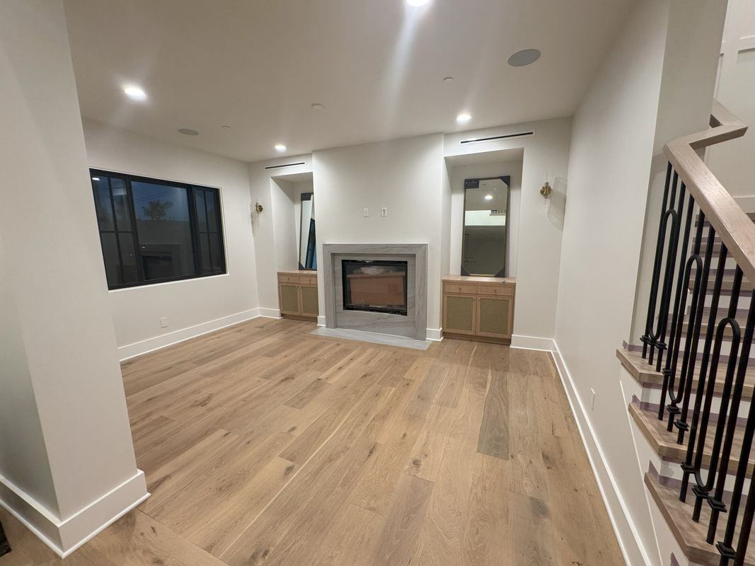 Building Photo - 3312 Kenilworth Dr