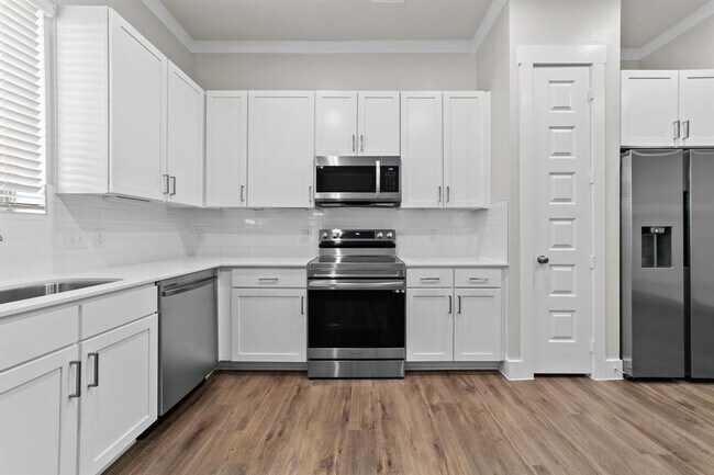 Building Photo - 1109 Saffira-