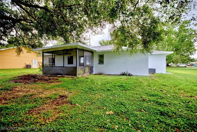 Building Photo - 640 Placid Lakes Blvd