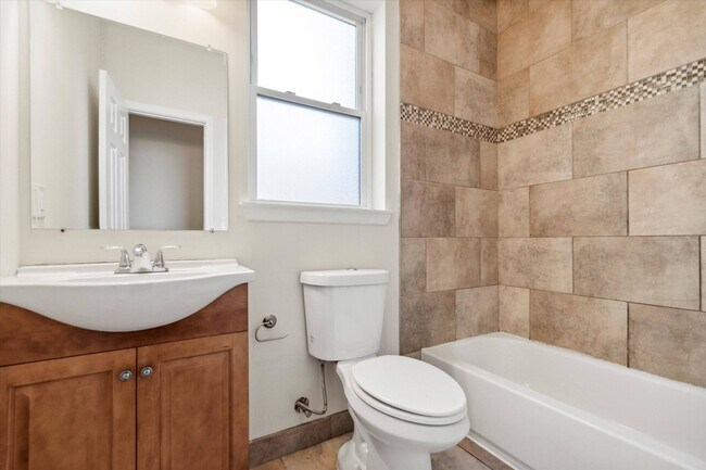 Building Photo - 1906 N 18th St