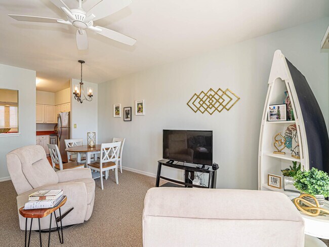 Building Photo - 5010 Harmony Cir