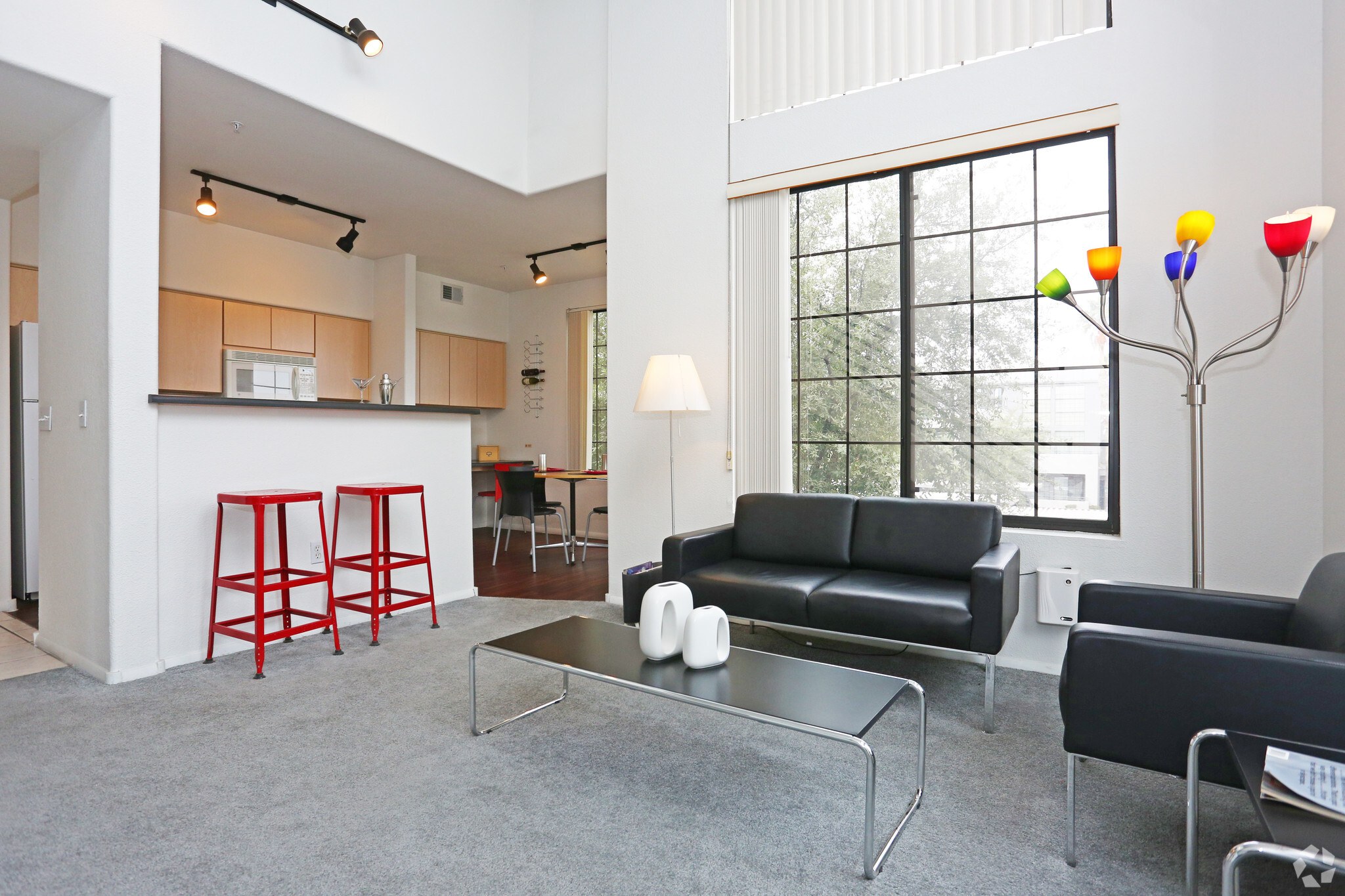 1BR, 1.5BA - 951 SF - Arioso City Lofts