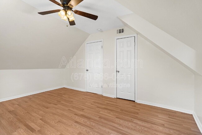 Building Photo - 153 Little St SE