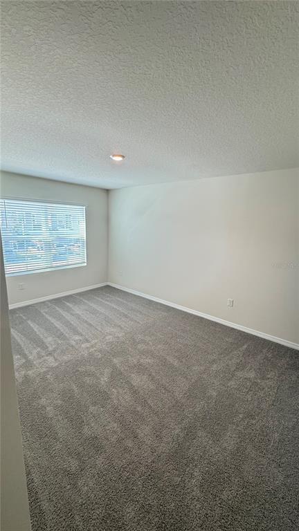 Building Photo - 2915 Canary Ave