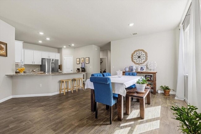 Building Photo - 112 Rainmaker Cv