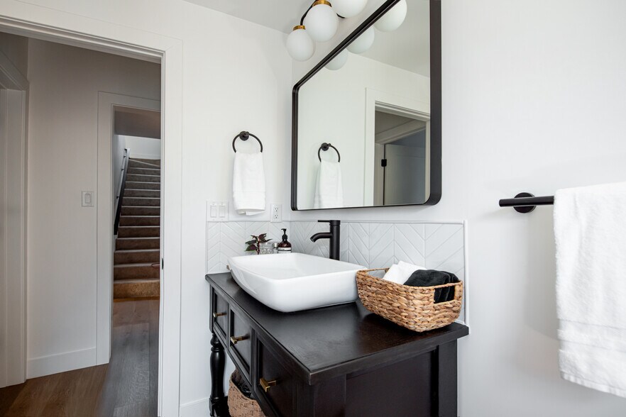 Bathroom 1 on main floor - 333 N 400 W