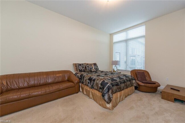 Building Photo - 16800 Van Aken Blvd