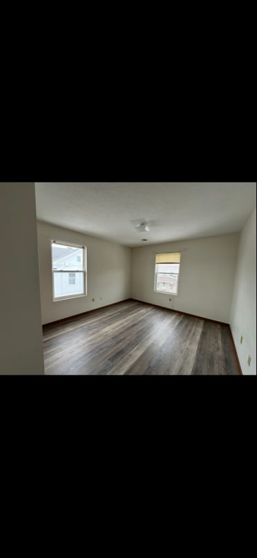 Building Photo - 262 3rd St