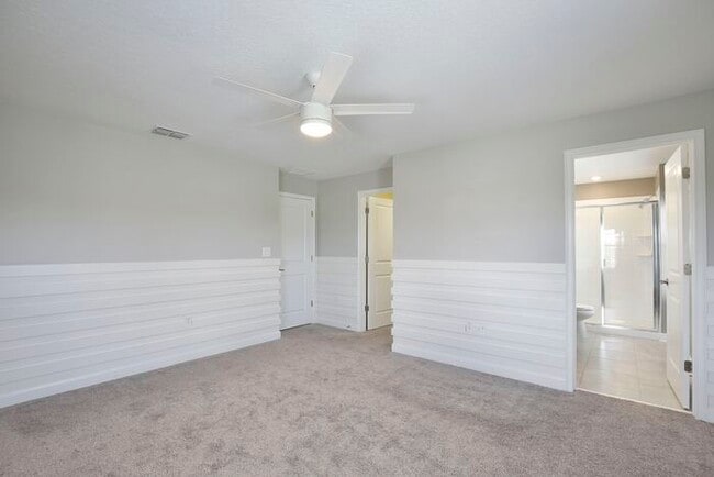 Building Photo - Former Model Townhome for Rent – Winter Ga...