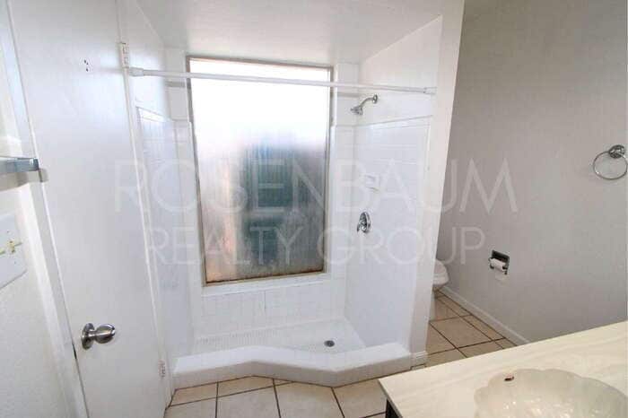 Building Photo - 621 W Los Lagos Vista Ave