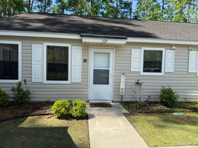 Building Photo - 6737 Blue Heron Blvd