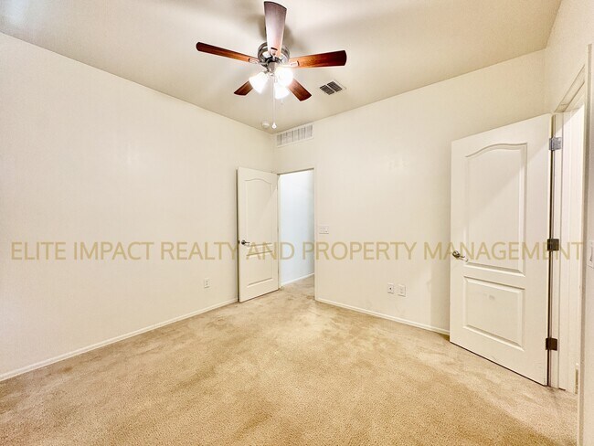 Building Photo - 7161 S Paseo Monte Verde